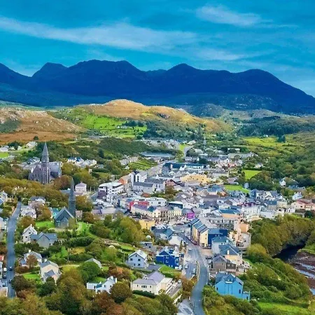 Clifden Apartment *